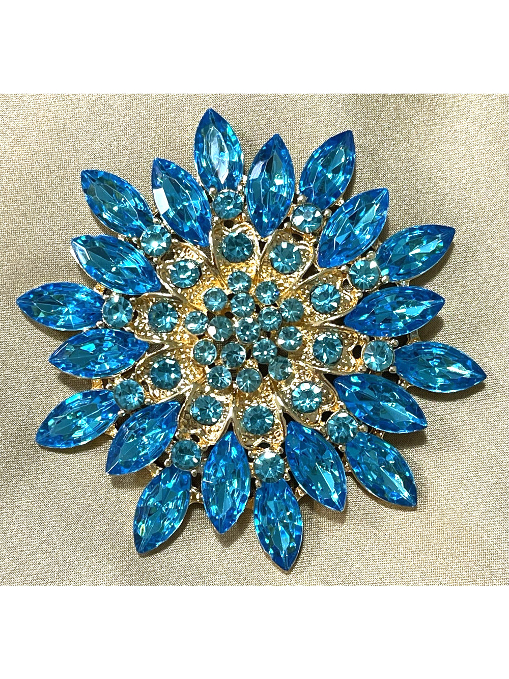 Classic Starburst Gold Tone Blue Rhinestone Flower Floral Brooch Pin Statement